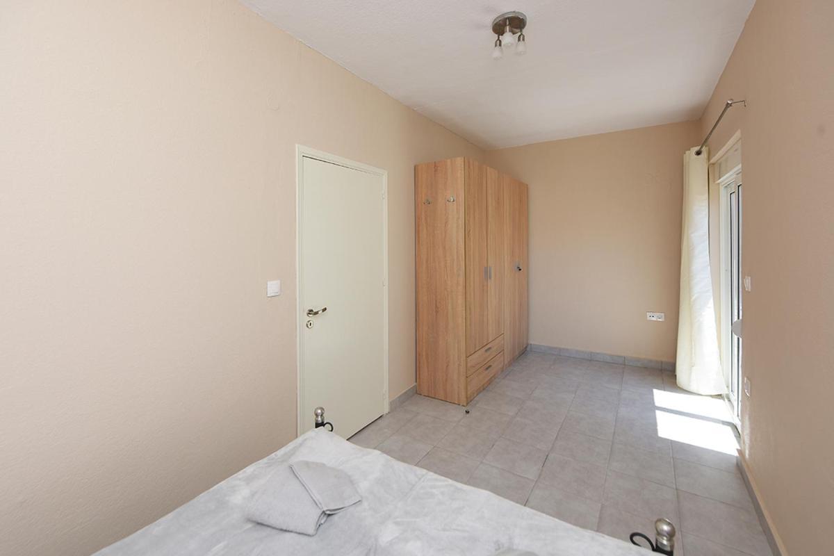 Happy Days Home Apartment Und Studio/Penthouse Ialysos  Bagian luar foto