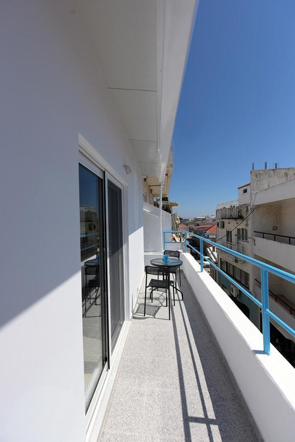 Happy Days Home Apartment Und Studio/Penthouse Ialysos  Bagian luar foto